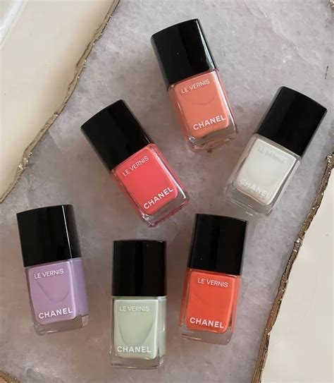 chanel vernis ete 2022|chanel le vernis summer nail colors.